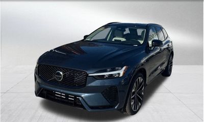 2026 Volvo XC60 Ultra Dark