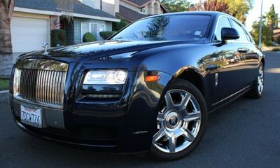 2013 Rolls-Royce Ghost Sedan