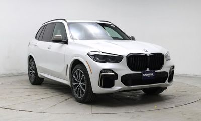 2020 BMW X5 M50i