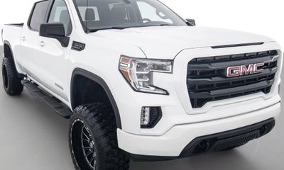 2020 GMC Sierra Elevation