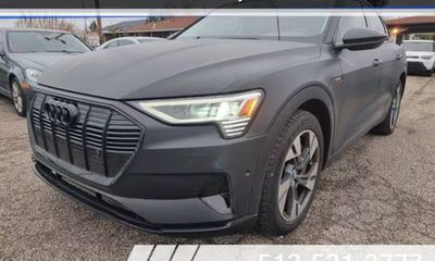 2020 Audi E-Tron Sportback Quattro Premium Plus