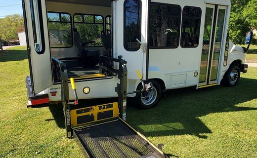 2014 Ford E-Series Chassis E 350 SD
