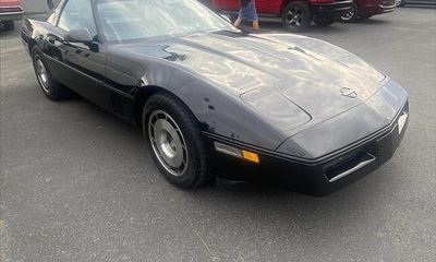 1985 Chevrolet Corvette Base