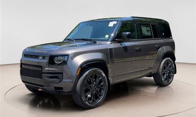 2026 Land Rover Defender Octa Black