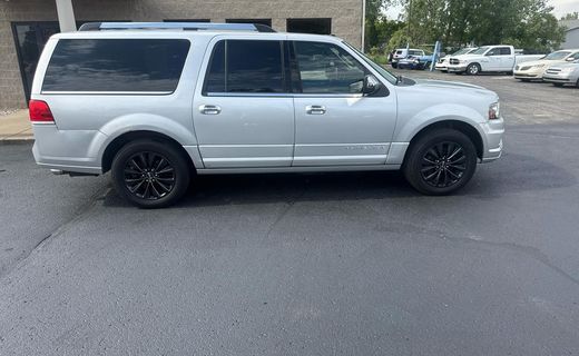 2017 Lincoln Navigator L Select