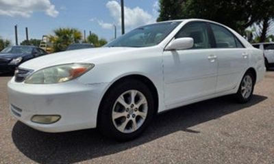 2004 Toyota Camry LE