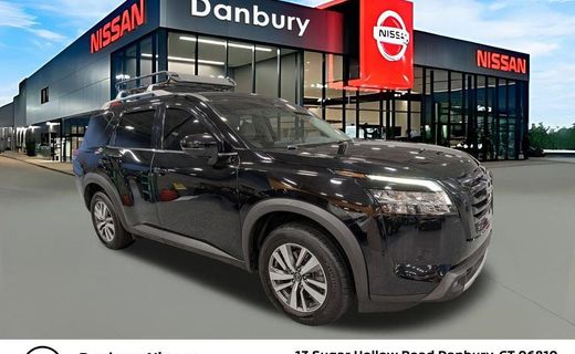 2023 Nissan Pathfinder SL