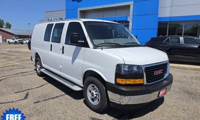 2025 GMC Savana 2500