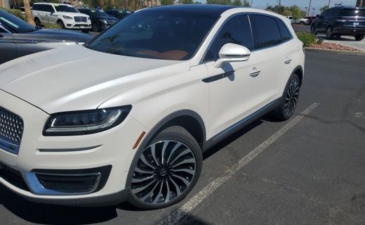 2019 Lincoln Nautilus BLK Label