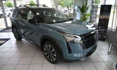 2026 Nissan Pathfinder Platinum