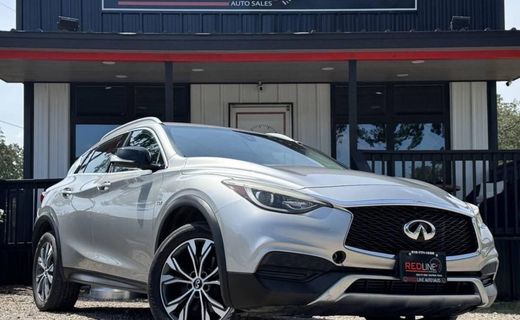 2018 Infiniti QX30 Premium