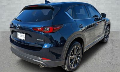2023 Mazda CX-5 Premium Package
