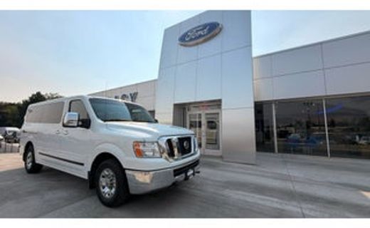 2015 Nissan NV 3500 HD SL