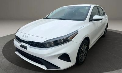 2022 Kia Forte LXS