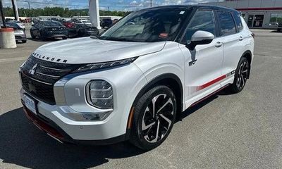 2024 Mitsubishi Outlander SE Ralliart Edition