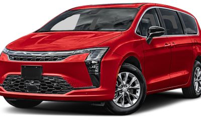 2027 Chrysler Pacifica Select
