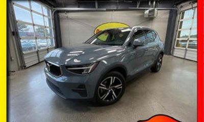 2023 Volvo XC40