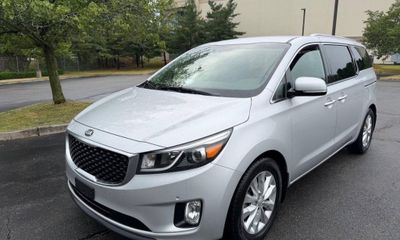 2018 Kia Sedona EX SX