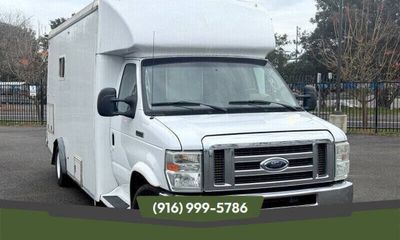 2011 Ford E-450 XL