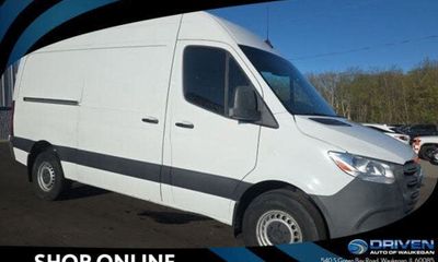 2022 Mercedes-Benz Sprinter 907 VS30