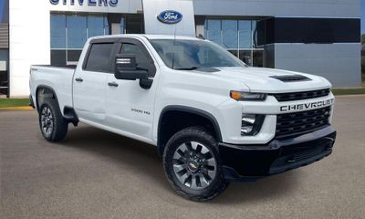 2021 Chevrolet Silverado Custom