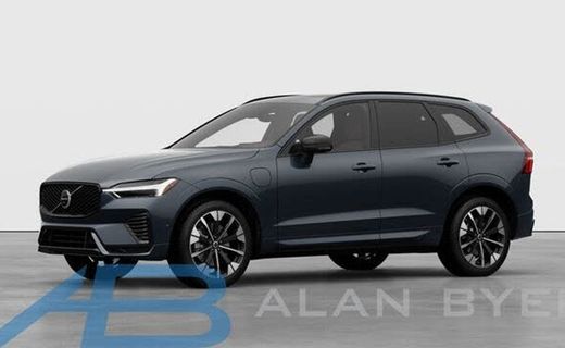 2026 Volvo XC60 Plus Dark