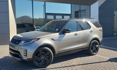 2025 Land Rover Discovery P360 Dynamic SE