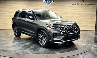 2025 Ford Explorer Platinum