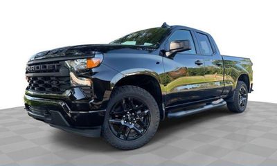 2024 Chevrolet Silverado Custom