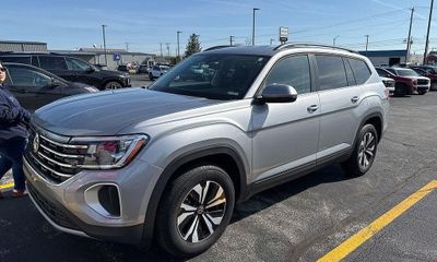 2025 Volkswagen Atlas 4Motion SE