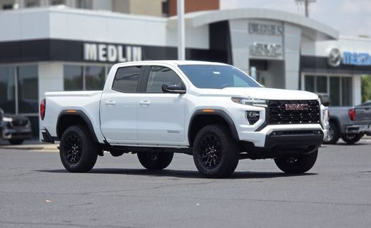 2026 GMC Canyon Elevation