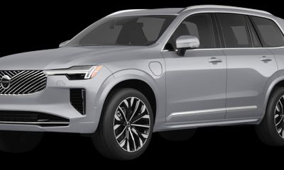 2026 Volvo XC90 Plus Bright