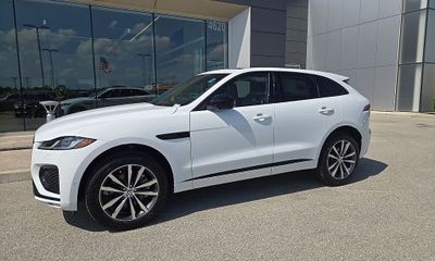 2026 Jaguar F-Pace P400 S