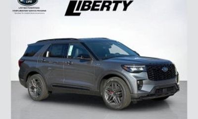 2025 Ford Explorer ST Line