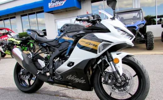 2026 Kawasaki Ninja ZX-4R