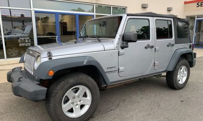 2013 Jeep Wrangler Sport