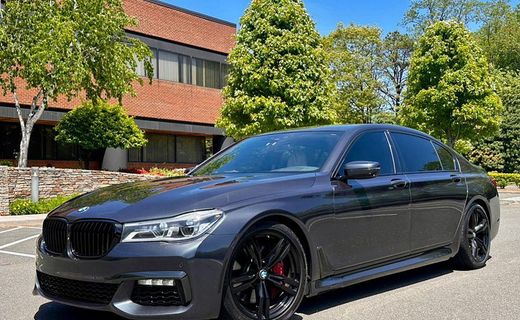 2016 BMW 750i
