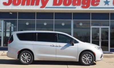 2024 Chrysler Pacifica Limited
