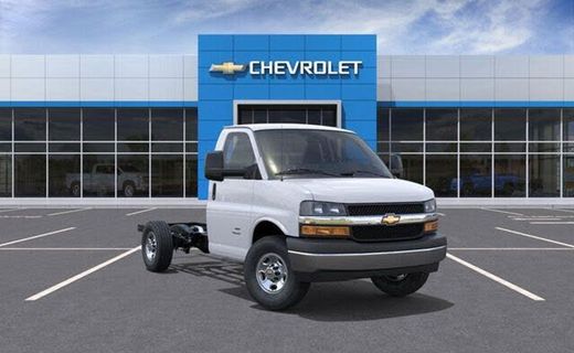 2026 Chevrolet Express 3500 Cutaway 139