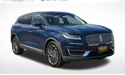 2019 Lincoln Nautilus Reserve