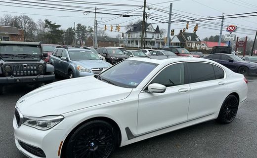 2019 BMW 750I B7