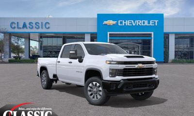 2026 Chevrolet Silverado HD Custom