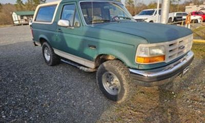 1993 Ford Bronco XL