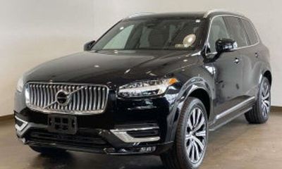 2023 Volvo XC90 Core Bright Theme