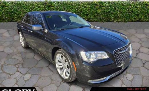 2019 Chrysler 300