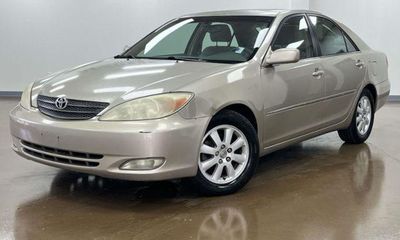 2004 Toyota Camry LE