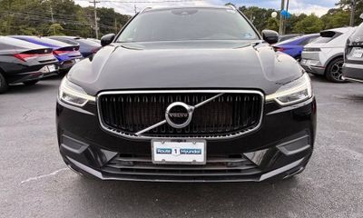 2018 Volvo XC60 Momentum