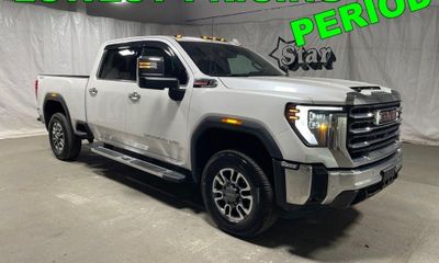 2025 GMC Sierra HD SLT