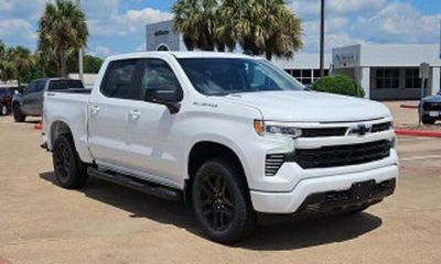 2026 Chevrolet Silverado LT