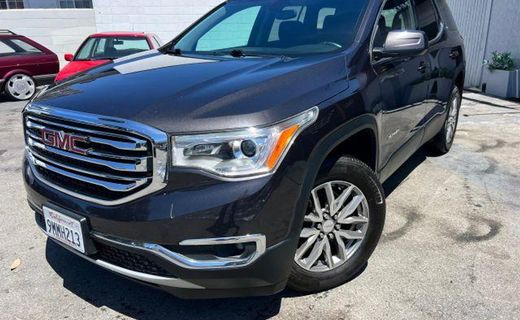 2017 GMC Acadia SLE 2